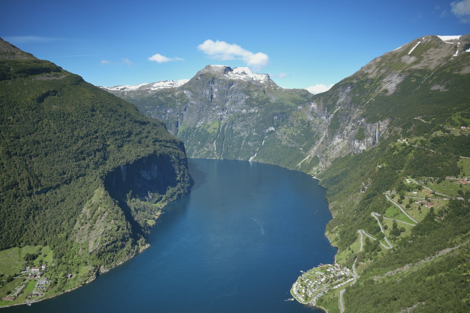 Norway's Fjords Under the Midnight Sun: A Luxury Experience Like No Other