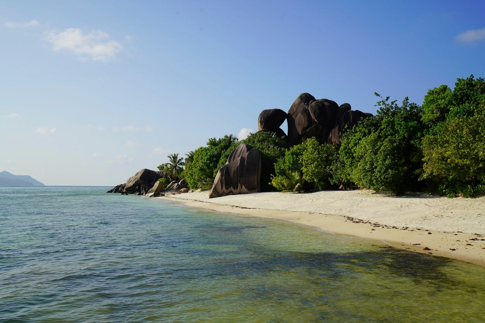 Seychelles: The Indian Ocean's Most Exclusive Luxury Island Paradise