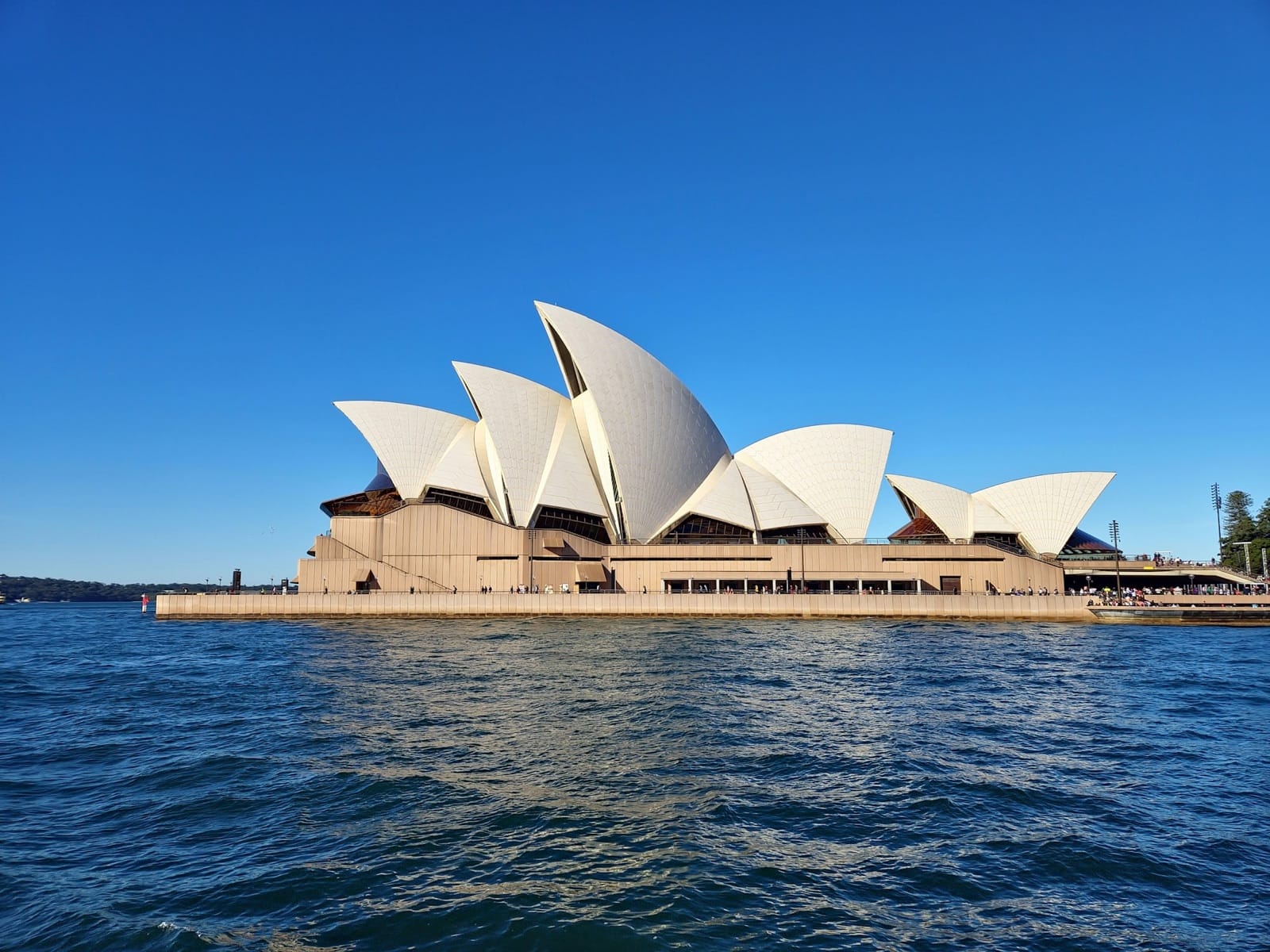 Sydney vs Melbourne: A Luxury Food and Wine Showdown