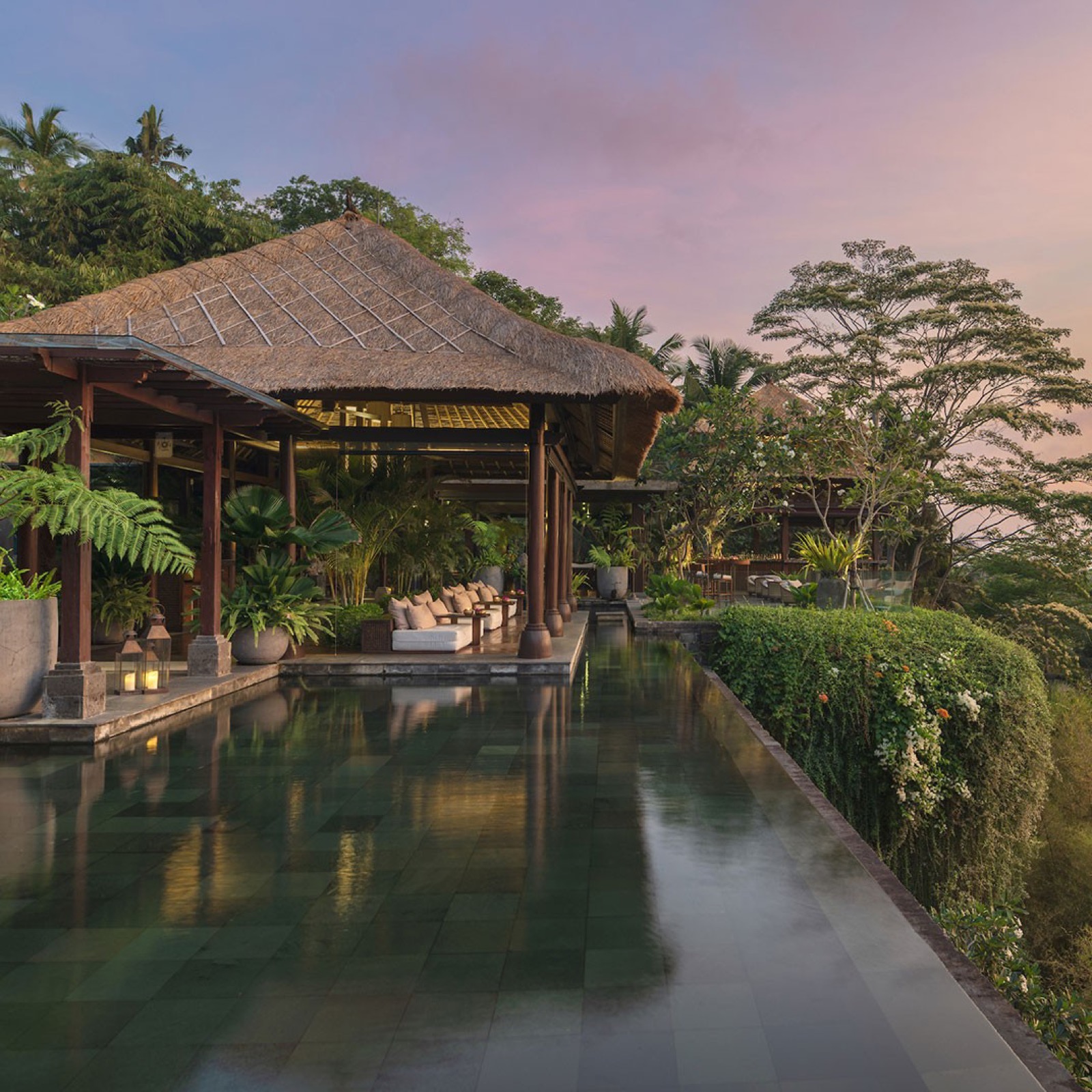 The Ultimate Bali Travel Guide: Temples, Beaches & Healing